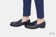 Mocassino in pelle nera_suola gomma   <br> U375 Calzature uomo