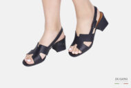 Sandalo in pelle nera Legazzelle <br> D1682 Outlet
