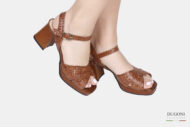 Sandalo a treccia in pelle marrone cuoio con plateau <br/>  D1679 Outlet