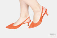 Slingback in camoscio arancione </br> lavorazione a sacchetto-<br/>D1763 Scarpe donna