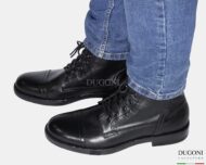 Stivaletto  in pelle nera con lacci _DUGONI  <br> U430 Calzature uomo