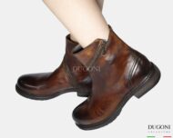 Stivaletto in pelle marrone a giro-zip  </br> D1818 Scarpe donna