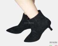 Tronchetto in camoscio nero</br> <span>-lavorazione a sacchetto-</span></br> D1829 Scarpe donna