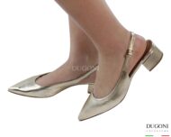 Slingback bassa  in pelle laminata platino  <br/> <span>-lavorazione a sacchetto- </span><br/>D1854 COLLEZIONE SPOSA