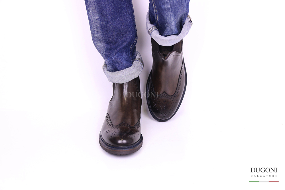 Stivaletto in pelle marrone con elastici  _BRECOS   </br> U228 Calzature uomo